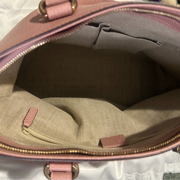 Gucci Blush Leather Satchel with Gold Accents - Picture 5 of 15